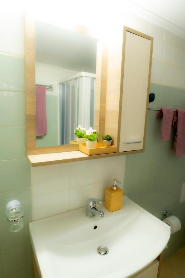 Myrtle, City Center Renovated Apartment Athens Exterior photo
