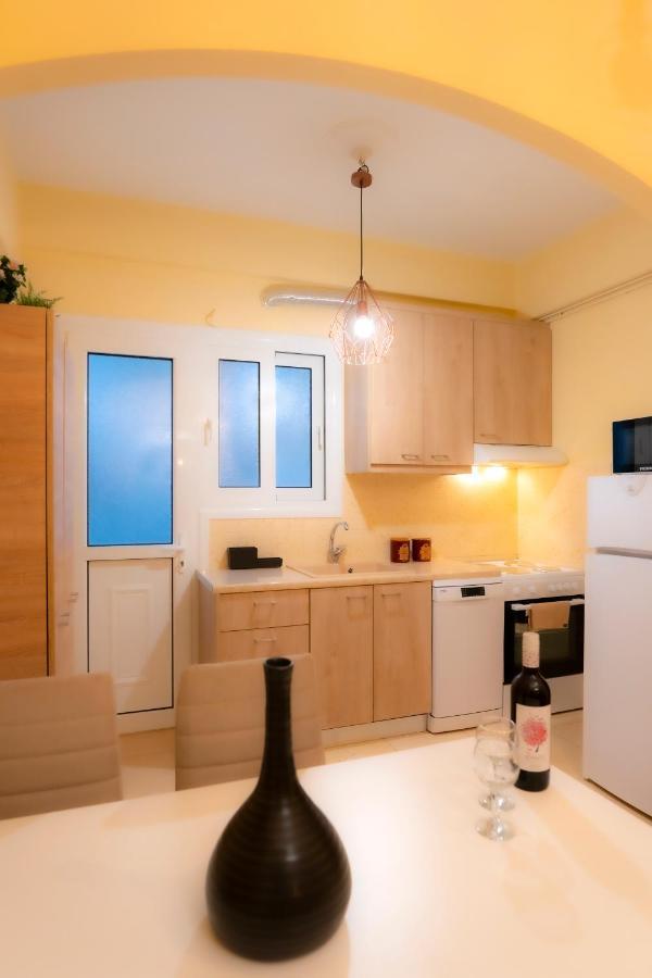Myrtle, City Center Renovated Apartment Athens Exterior photo